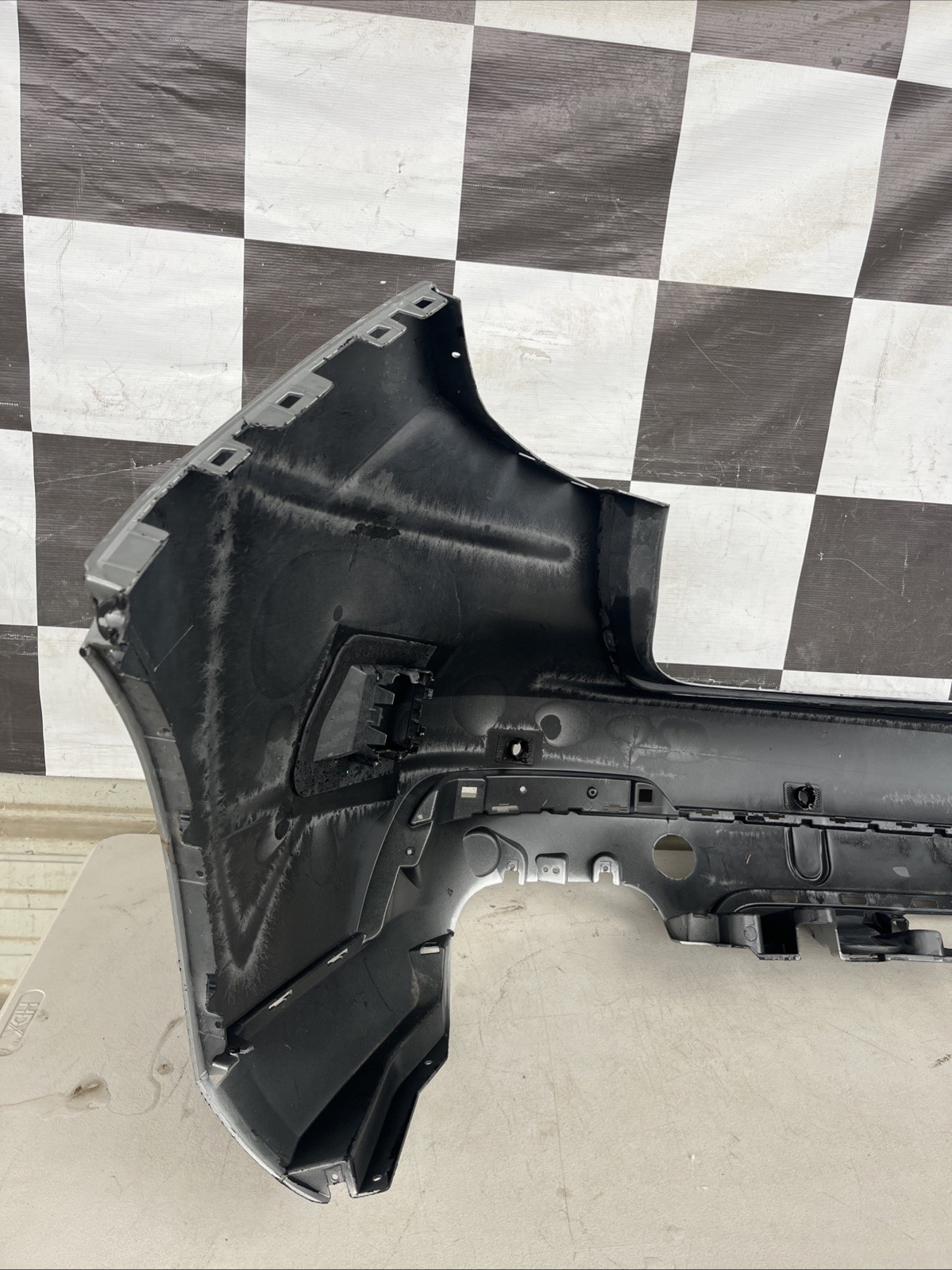 Maserati Levante 2017-2020 Rear Rear bumper P/N 032725
