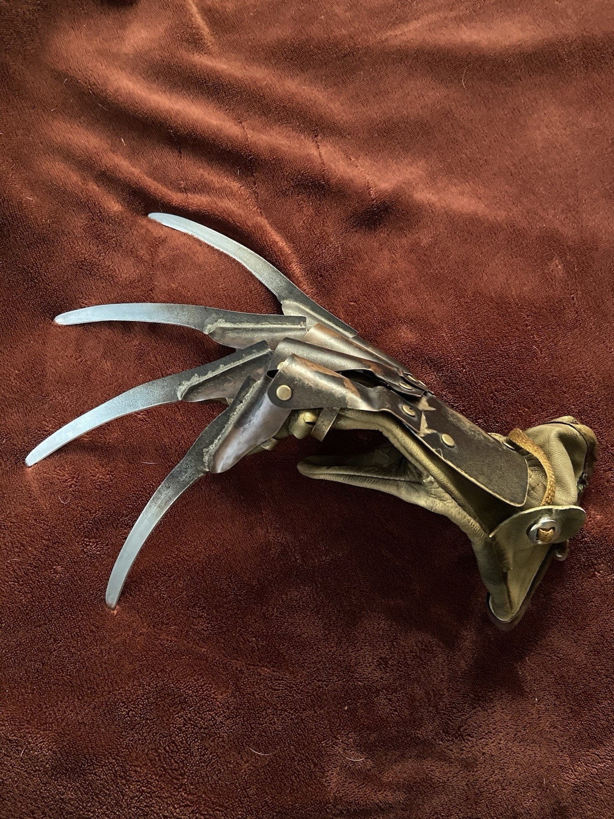 Part 3 Freddy Krueger Glove