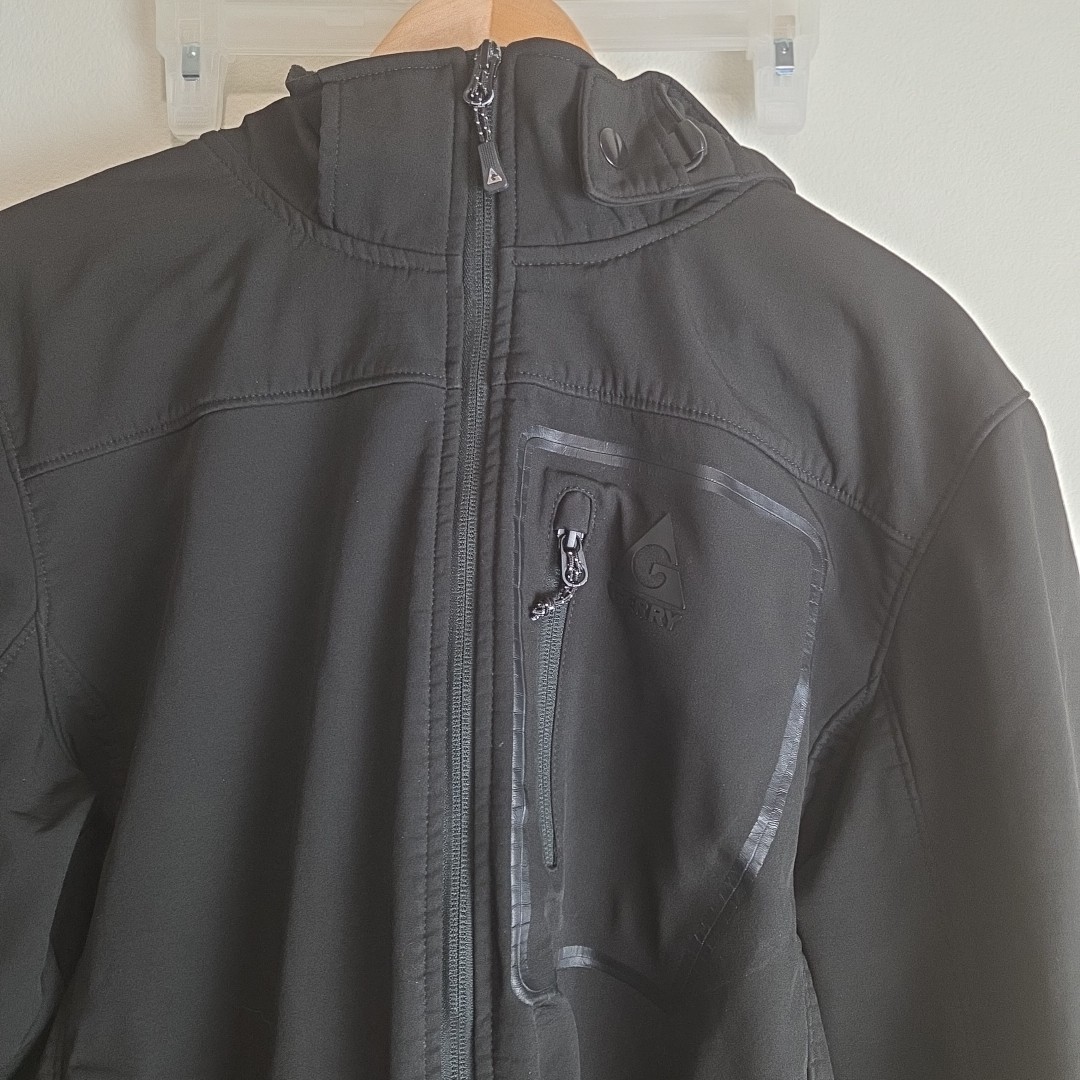 Gerry Mens Softshell Jacket with Removeable Hood … - image 2