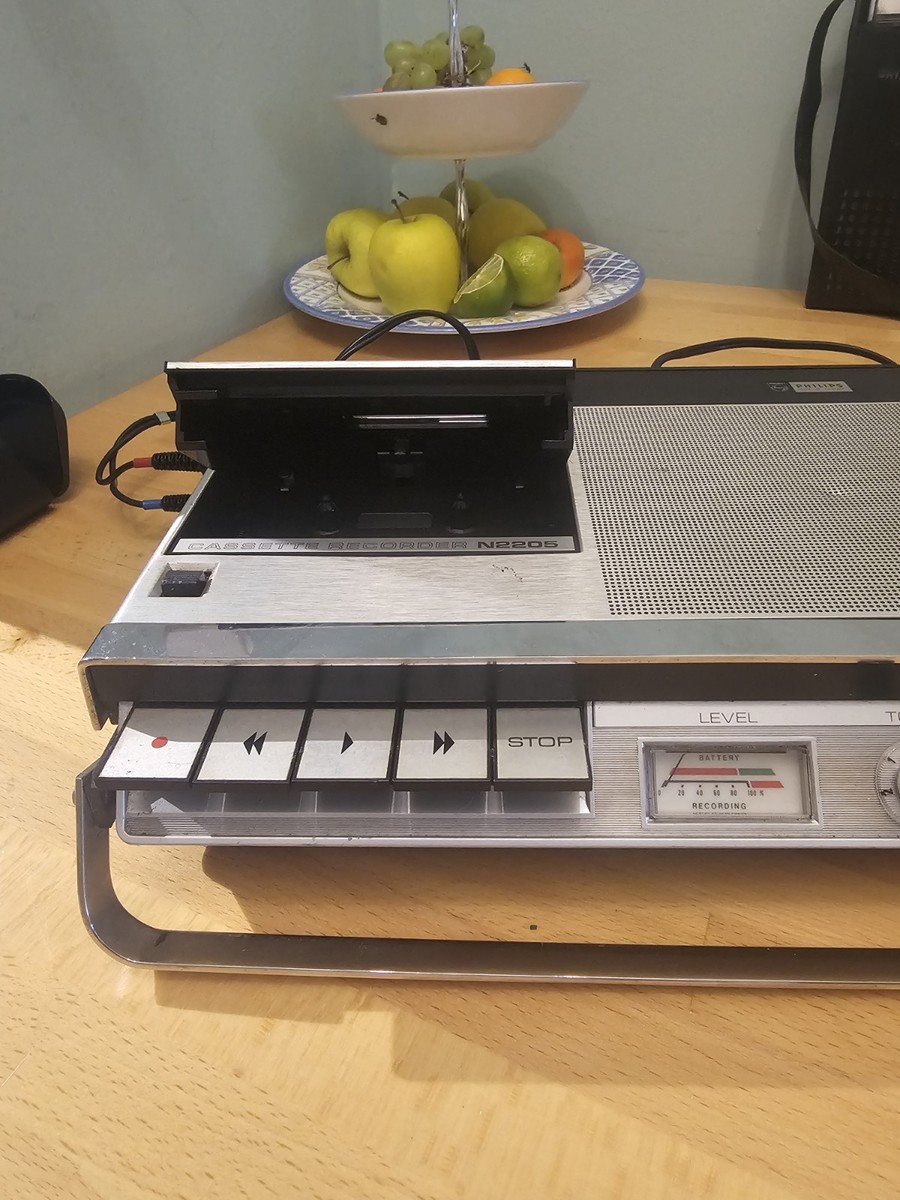 VINTAGE 1970 lecteur Cassette PHILIPS N 2205 ⭐as James Bond 👍 EUR 45,00 - FR