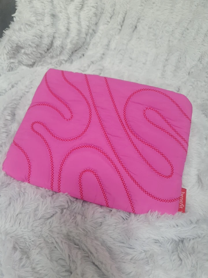 Benefit Makeup Cosmetics Bags Pink Padded New