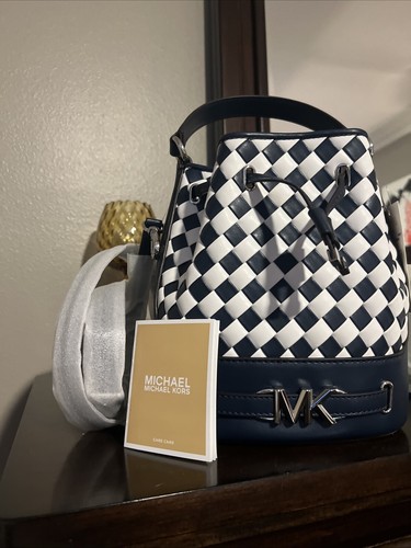 Michael Kors Reed Medium Belted Bucket Messenger Top Handbag Purse Bag - Navy - Picture 4 of 8