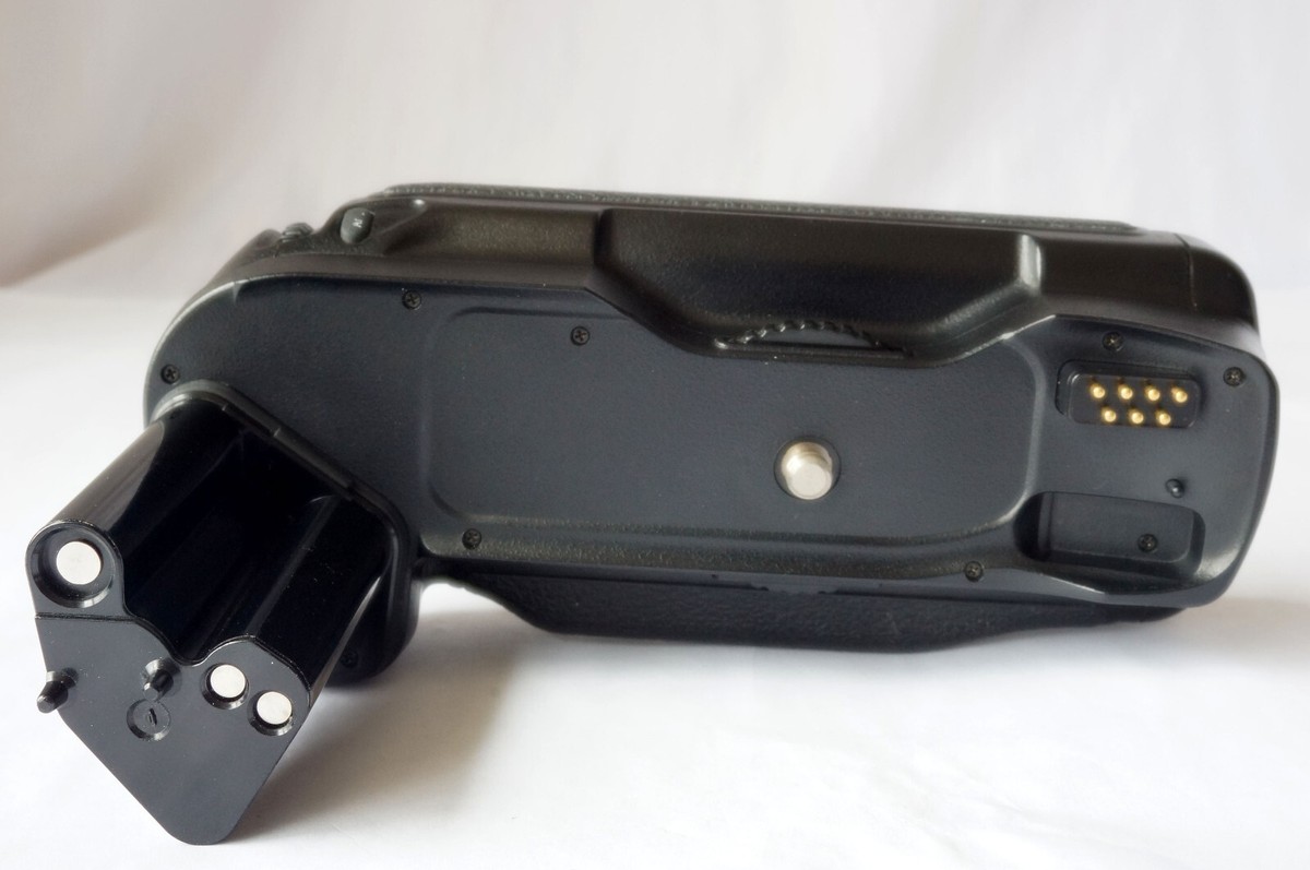 Nikon Mb-15 High Speed Battery Grip for F100 Film SLR Camera Nikon Mb-15 High Speed Battery Grip for F100 Film SLR Camera