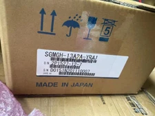 1PC New In Box Yaskawa SGMGH-13A2A-YRA1 Servo Motor SGMGH13A2AYRA1
