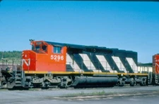 CNR 5296 SD-40, St John, NB, 09/88; Kodachrome Original 