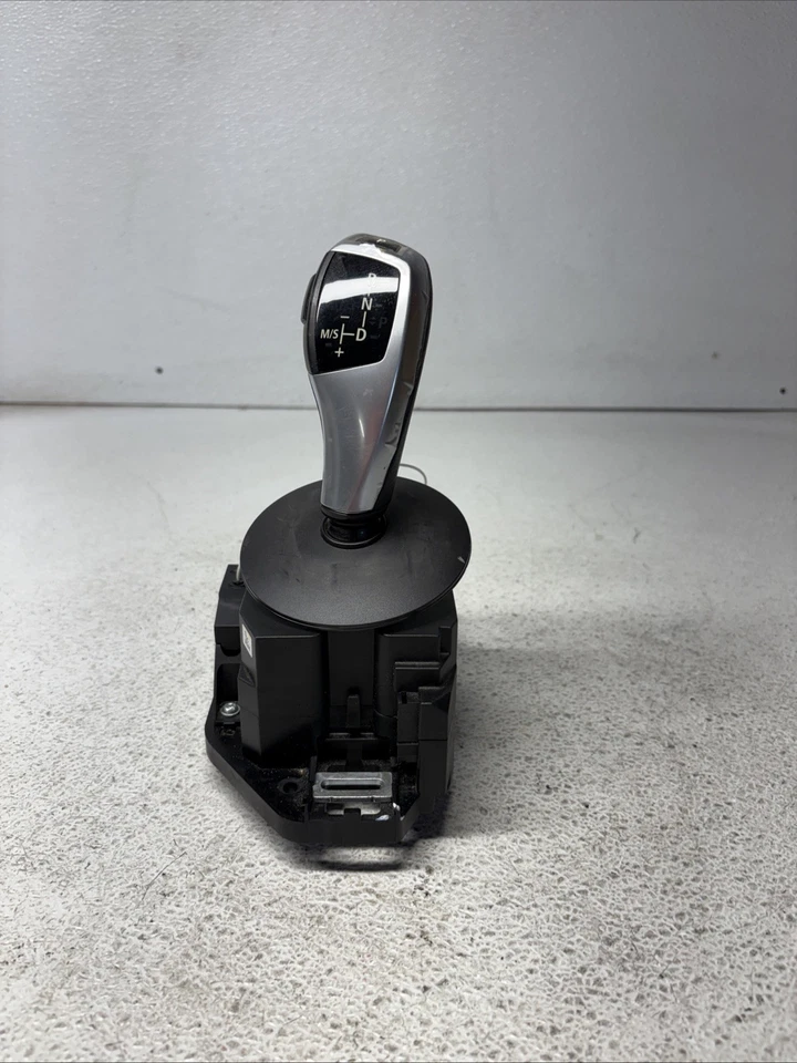 🔥 原始设备制造商 2007-2010 宝马 E60 530i 528i 自动齿轮变速器选择器 KNOB 9165669 — 第 4/4 张图片