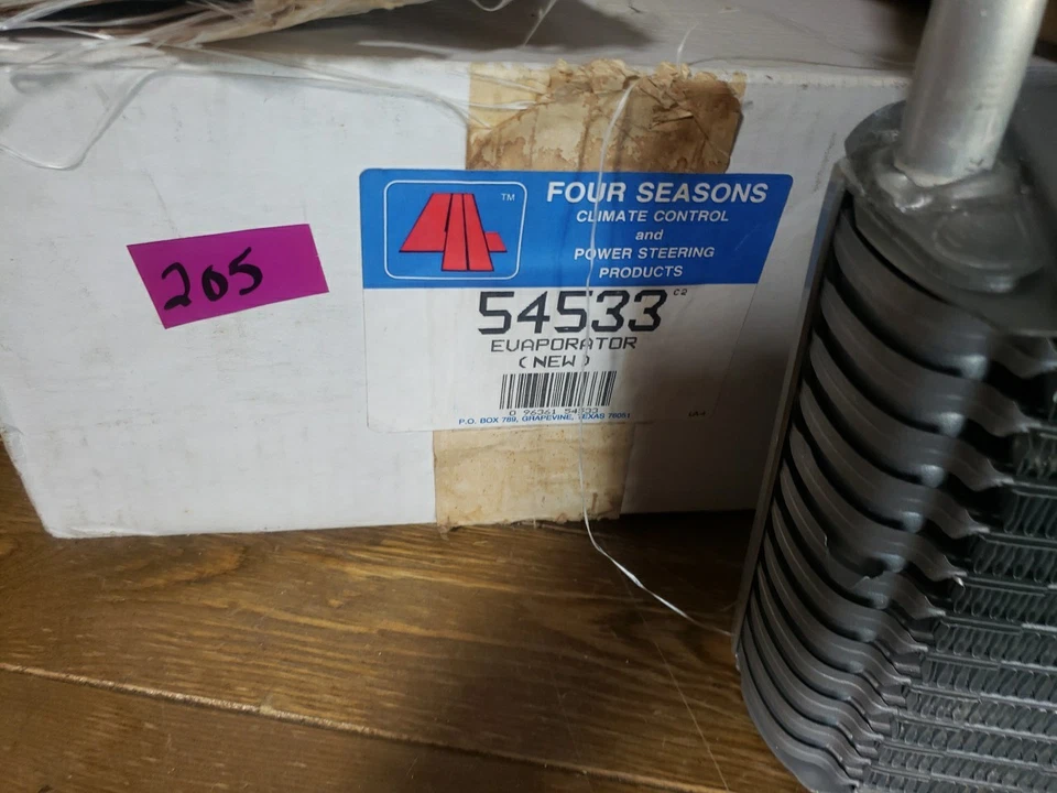 Núcleo evaporador Four Seasons 54533 para Ford LTD Crown Victoria 1986-91 nuevo Foto 2 de 4
