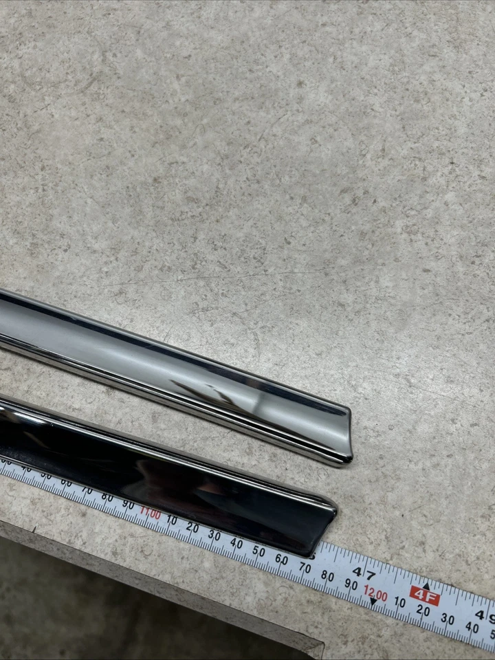 Ford Customline Victoria 1956 2 puertas techo rígido molduras puerta izquierda y derecha 02 Foto 4 de 4