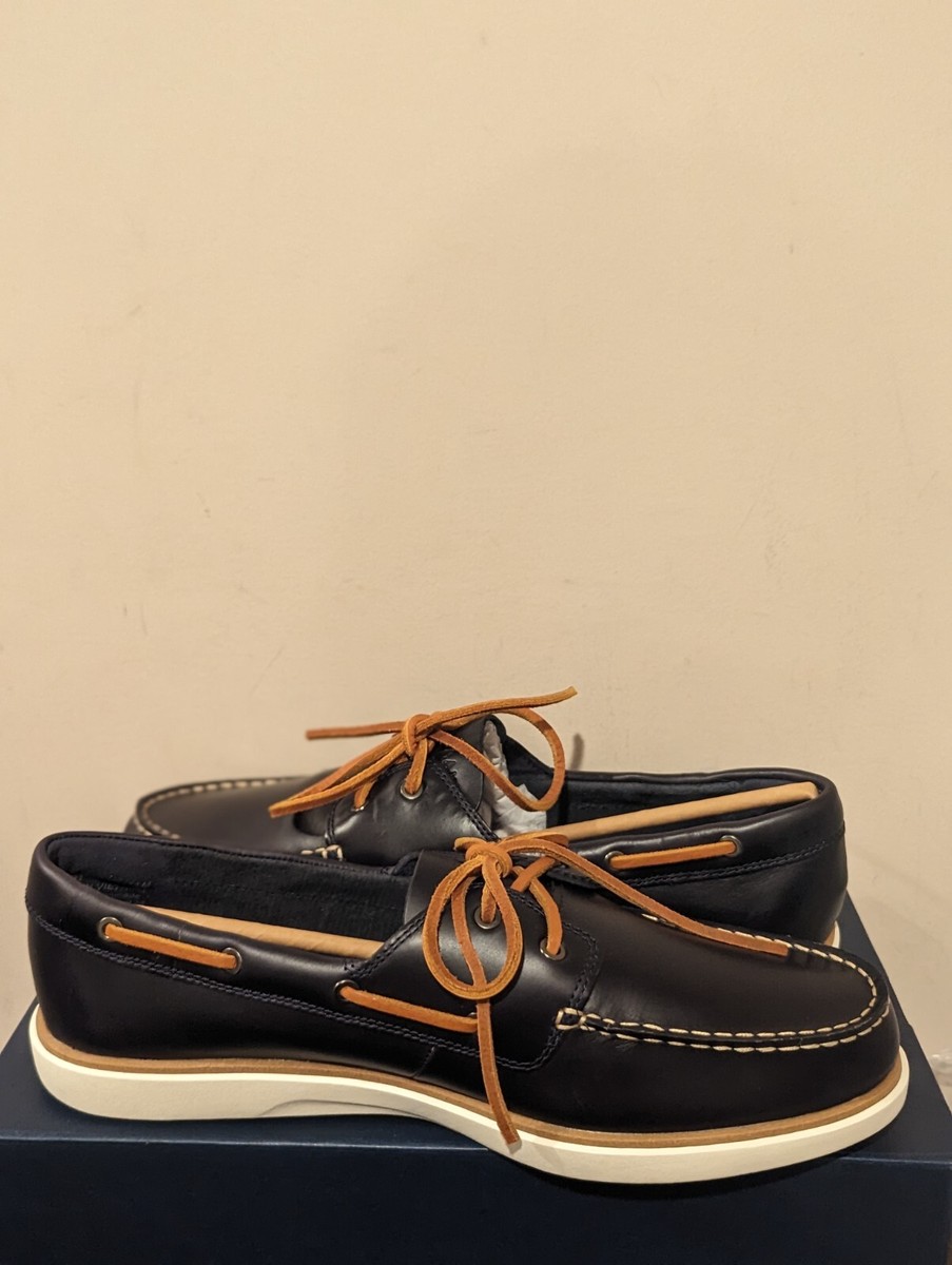 Cole Haan Men display picture 1
