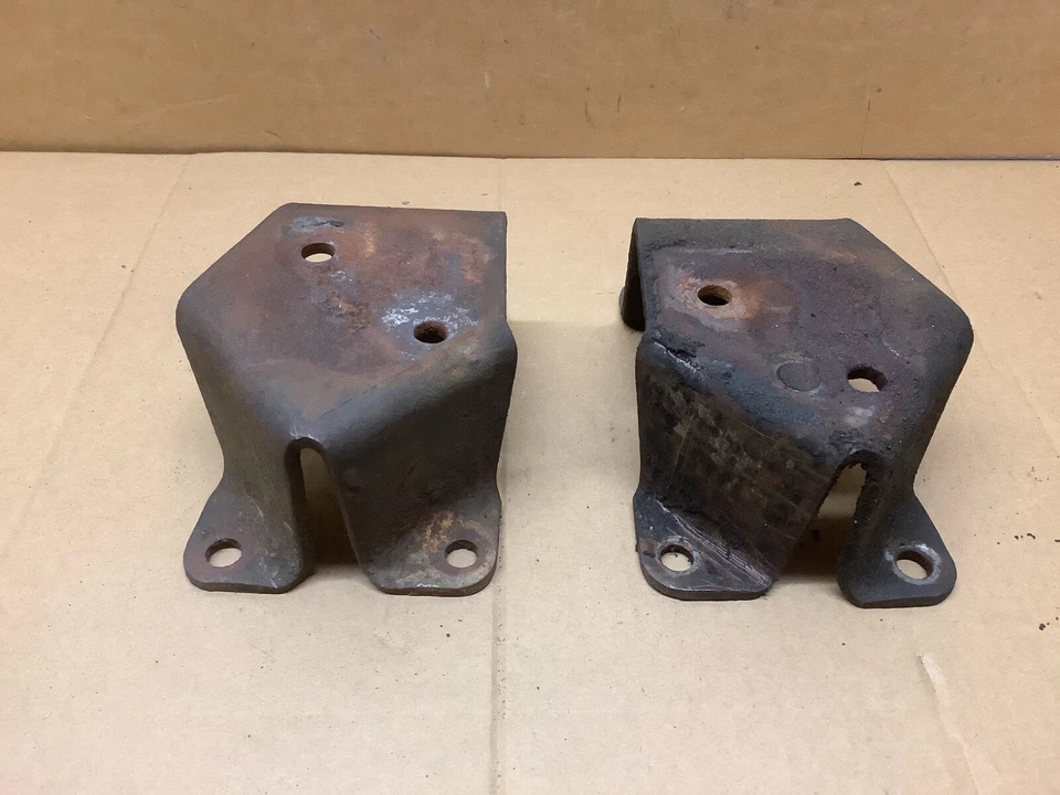 Juego de soportes de montaje de motor AMC Javelin AMX JEEP Wagoneer J10 V8 1968-1974 b Foto 2 de 3