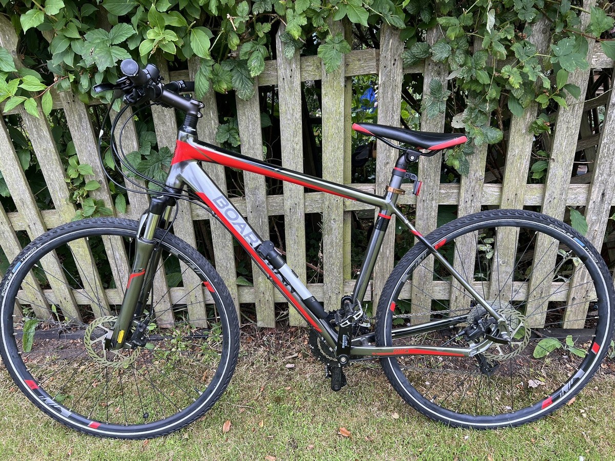 Boardman Comp X7 Hybrid Bike In Very Good Condition UK