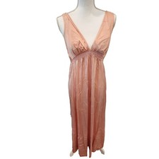 Vintage 70s Vanity Fair Pink Nylon Floral Lace Womens M Nightgown Lingerie