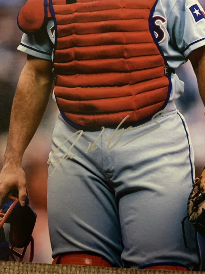 Ivan Rodriguez Texas Rangers Legend Signed 8x10 Photo Beckett BAS COA - Image 2 of 3