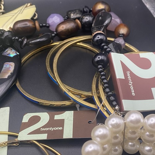 Forever 21 Schmuckset 9 neue markierte Teile Armreifen Armbänder Ohrringe Halsketten XXI - Bild 9 von 10