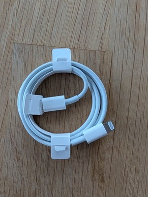 Apple Ladekabel USB C auf Lighting 1 m NEU Original