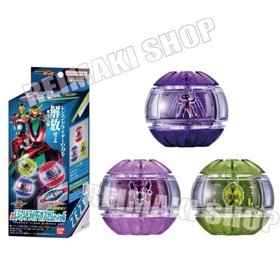 DX Legend Kamen Rider Capsem Set 04 & DX Rider Capsem Set 03 ZEZTZ