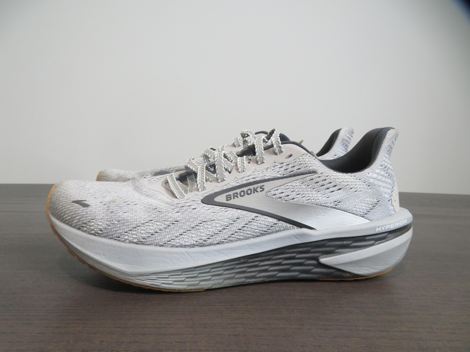 Brooks Hyperion 2 Shoes Mens Size 8 Gray Road Running Sneakers 1104321D047 thumbnail 4