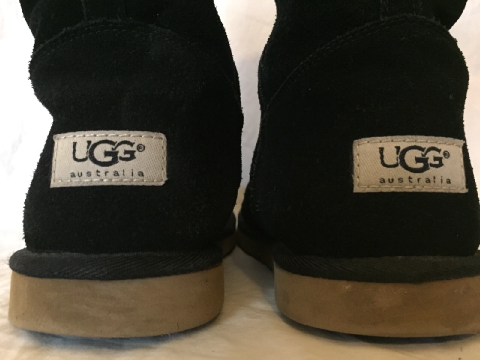 Women’s  UGG boots BLACK side zip size 9 - image 7