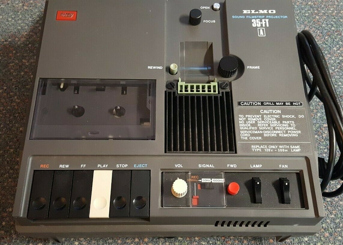 ELMO 35 FT A Filmstrip Projector Audio Complete Dust Cover Screen
