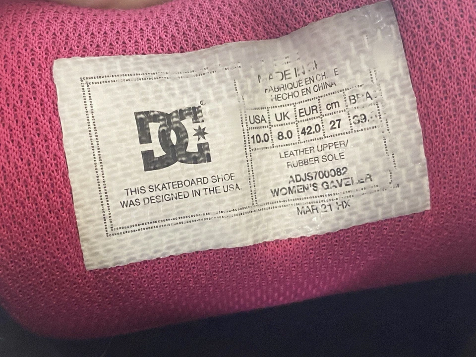 VINTAGE DC COURT GRAFFIK LOW SKATE LACE-UP SIZE 10 WOMENS SHOES BLACK & PINK - Image 4 of 4