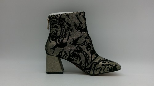 Nanette Lepore Rose Pewter Black Floral Fabric Ankle Boots Size 6 M Block Heels - Picture 4 of 10