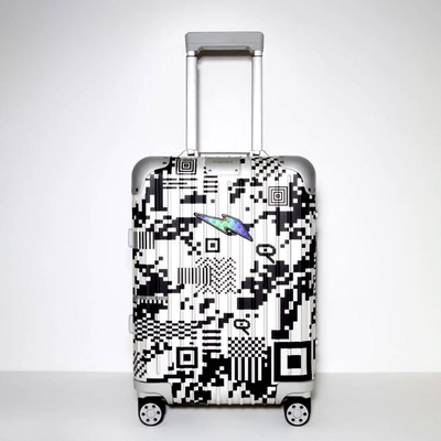 [New] RIMOWA × RTFKT limited edition carry case