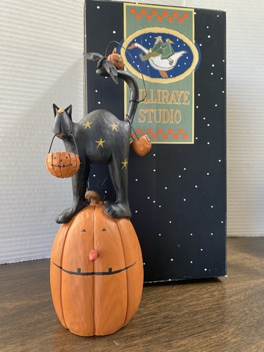 WILLIRAYE Studio Halloween Ready For The Big Day Large Black Cat Pumpkin NIB!