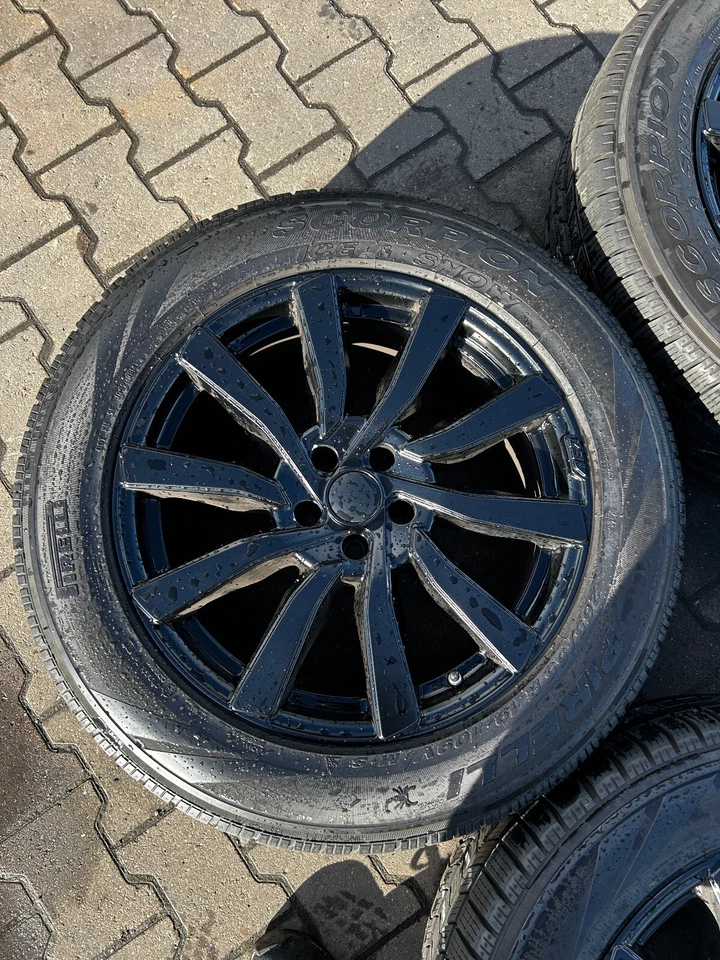 Mercedes GLS 4x Alufelgen AEZ 9Jx19H2 ET30 Pirelli 265/55 R 19 109V DOT3814 3mm - Bild 4 von 4