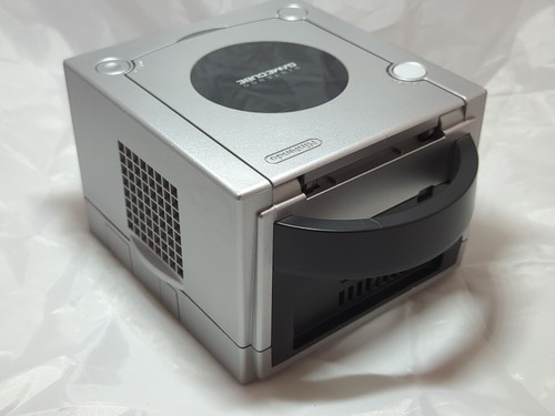 Nintendo GameCube DOL-101 Gaming System - Platinum Silver Tested - Picture 5 of 14