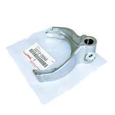 Toyota OEM FORK GEAR SHIFT 33213-35040 genuine JAPAN