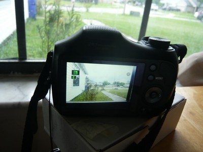 Sony Cyber-shot DSC-H200 Digital Camera - WORKS- Battery Door Issue- Please READ
