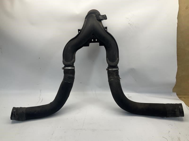 14-17 Maserati Ghibli SQ4 3.0L Air Intake Inlet Duct Tube w/ Sensor Q