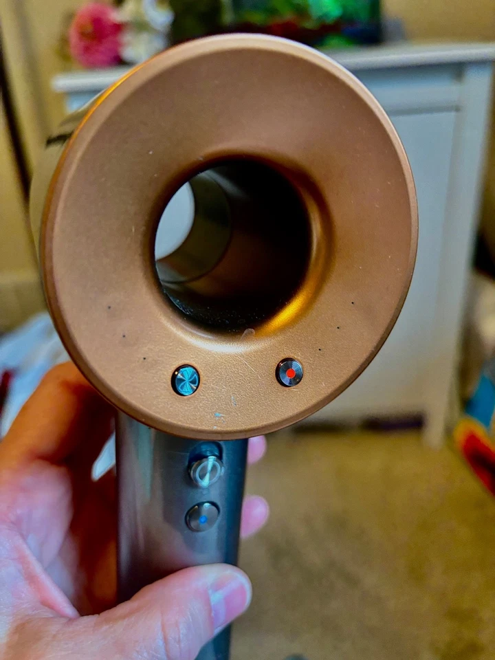 Used Dyson Supersonic Hair Dryer HD07 Attachments Copper Scuffs Scratches Used - Image 3 of 4