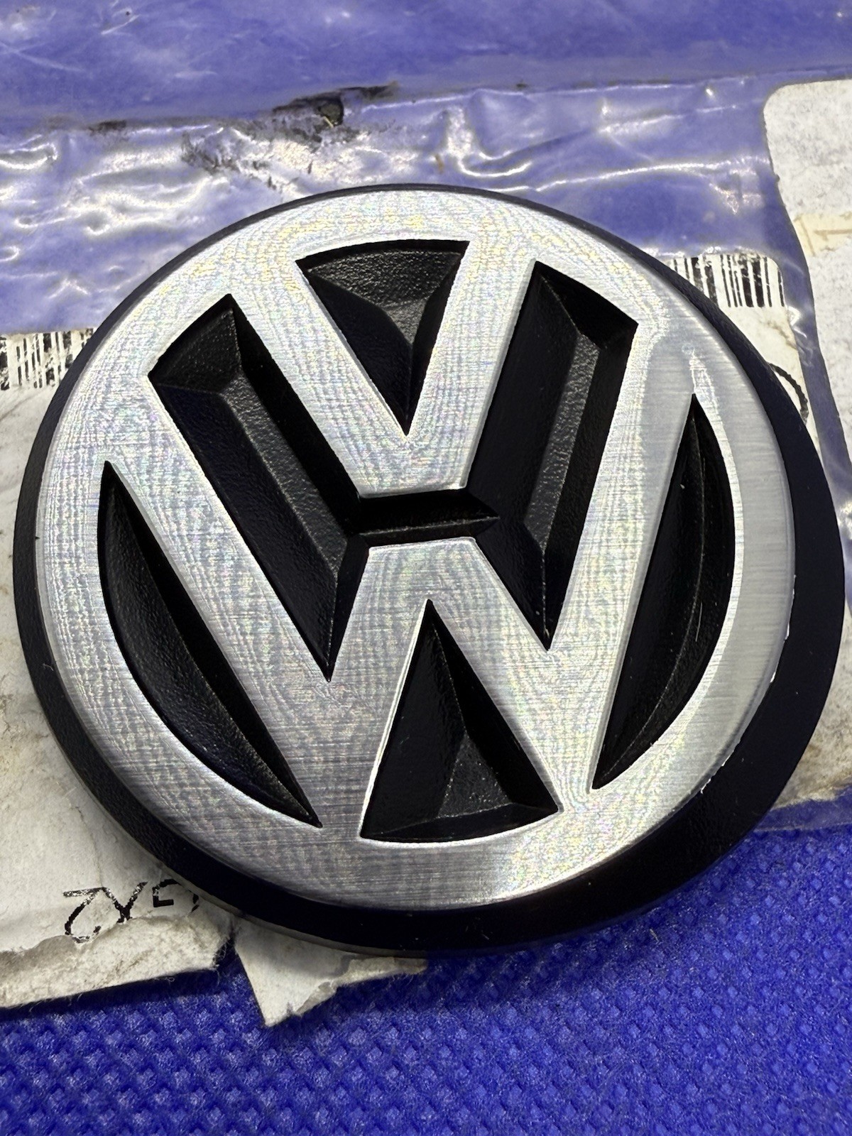 Logo Emblème Arrière VW Golf 2 GTI Original Noir d'Origine Constructeur Référence 191853601B