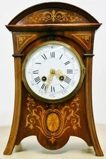 Stunning Antique French 8 Day Inlaid Marquetry Mahogany Striking Bracket Clock