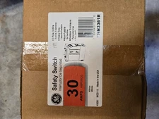 GE THN3361 3 Pole 30 Amp 600 Volt Non Fused Heavy Duty Safety Switch