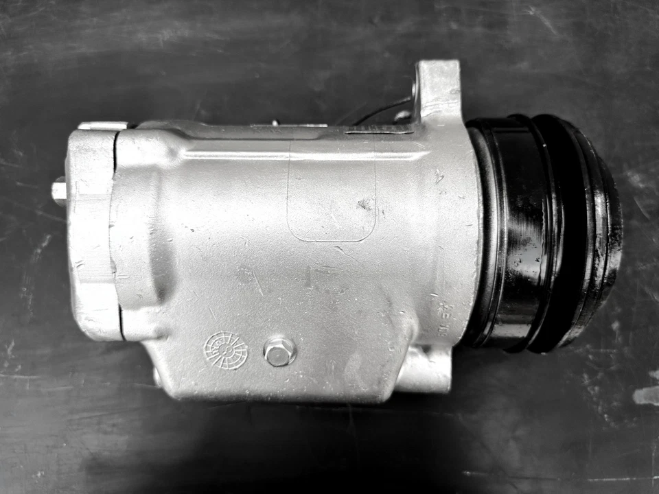 Compresor de aire acondicionado 78-79 Porsche 928 OEM REMAN Foto 2 de 2