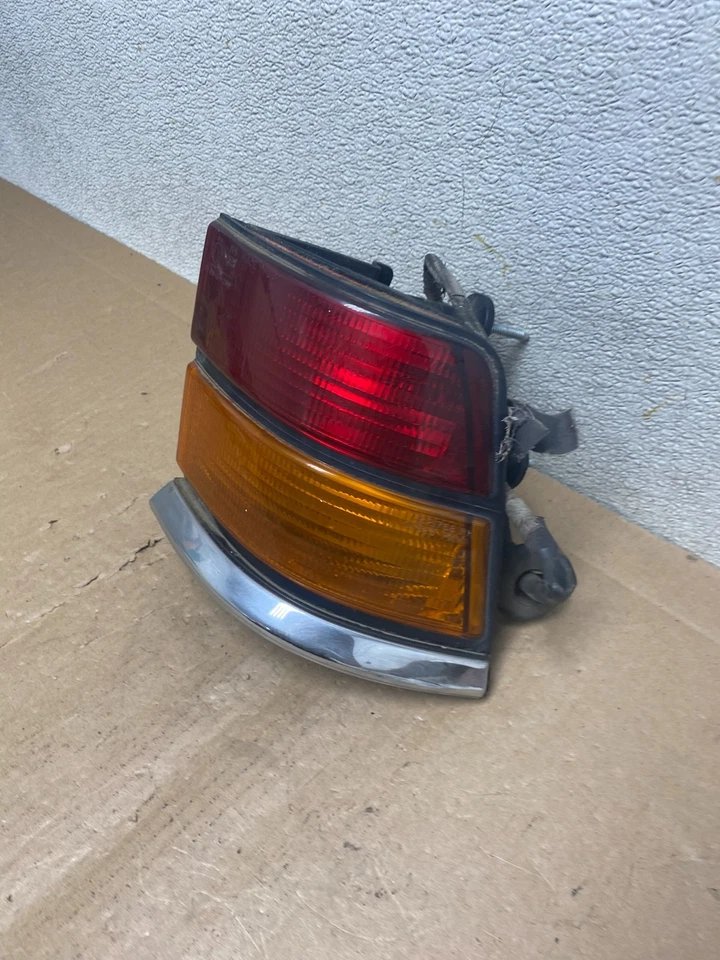 Luz trasera derecha pasajero Chrysler LeBaron 1993 a 1995 fabricante original s0695 DG Foto 2 de 4
