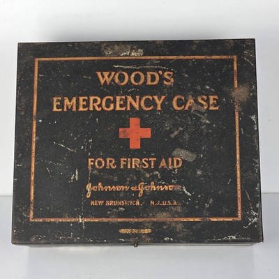 Vintage Wood's Emergency Case - Johnson & Johnson 