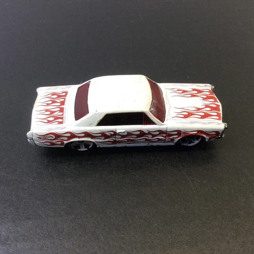 Mattel 1186 mj 1 nl Car Flames Red Line Rims Malaysia Red Tinted Windows