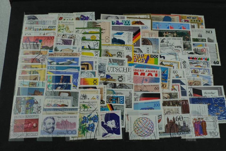 worldwide stamps collections lots album  Vintage Rare Classic Antique Genuine - Image 4 of 4