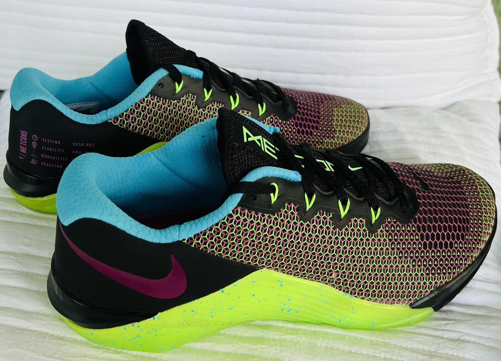 NIKE Men's Metcon 5 AMP Training Shoe 