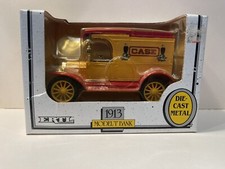 Ertl 1913 Model T Case 1:25 Diecast Bank 1990 D 