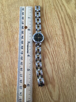 Vintage Fossil Watch Ladies 6” works but will need new  display picture 2