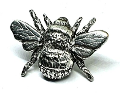 Hummelnadel Abzeichen Revers Krawatte Pin Save the Bees Königin Biene englisches Zinn UK 