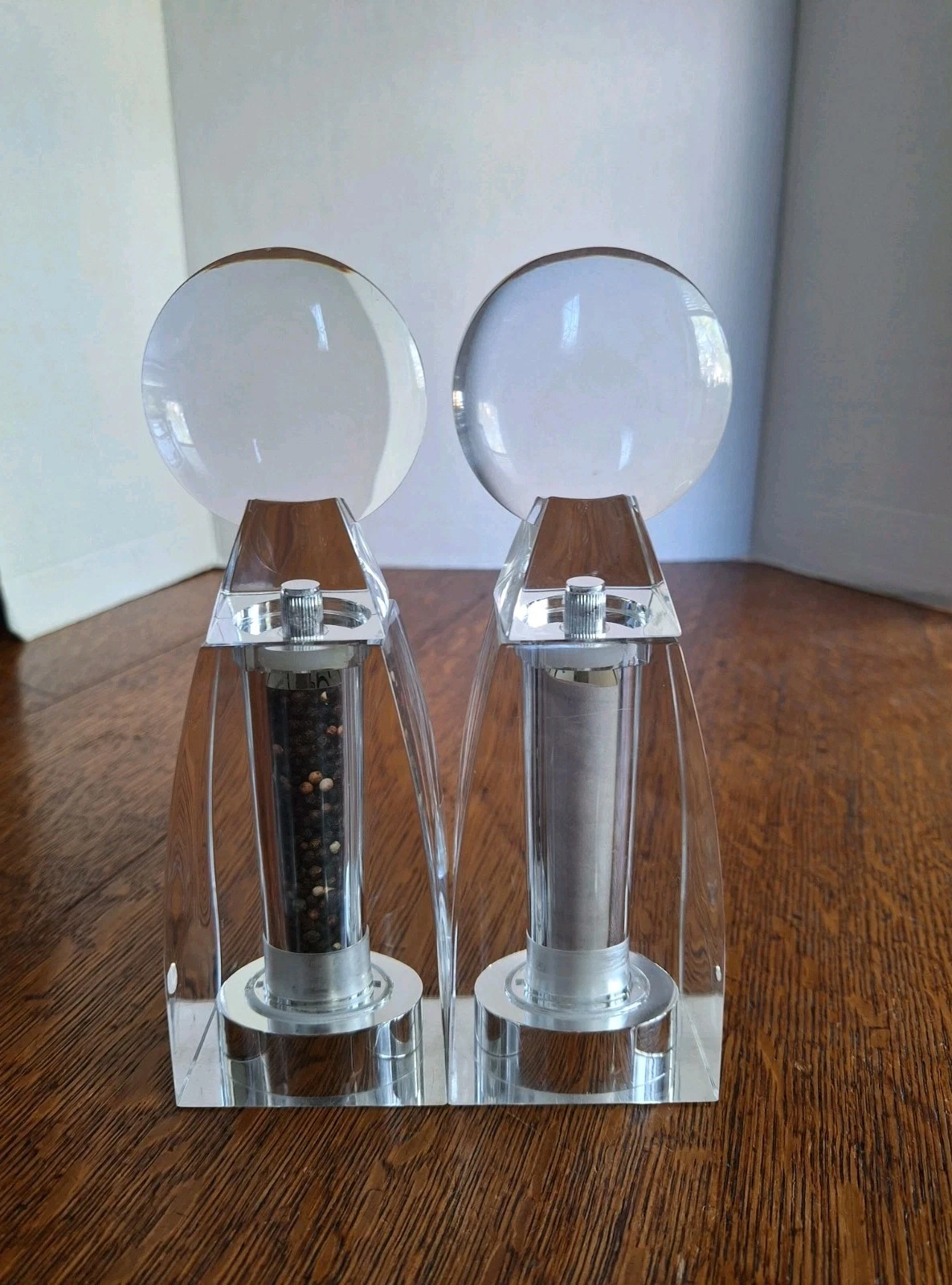 Wayne Husted (Blenko) Designed Grainware Co Lucite Salt & Pepper Mill Grinder 8"
