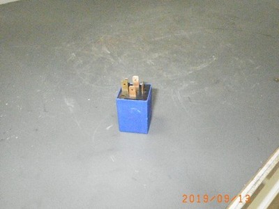 Relais OPEL Astra F 90240092