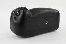 misc Nikon MB-D18 Multi-Power Battery Pack Vertical Grip D850 G140