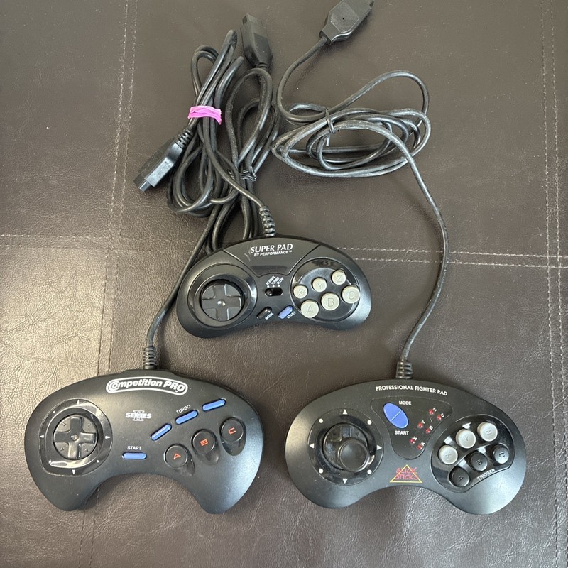 3X Unofficial Sega Mega Drive Controllers for Sega Mega Drive
