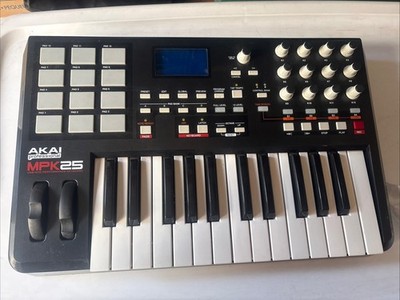 Akai Professional MPK 25 MIDI Keyboard and MPC Pad Controller Untested No Cords